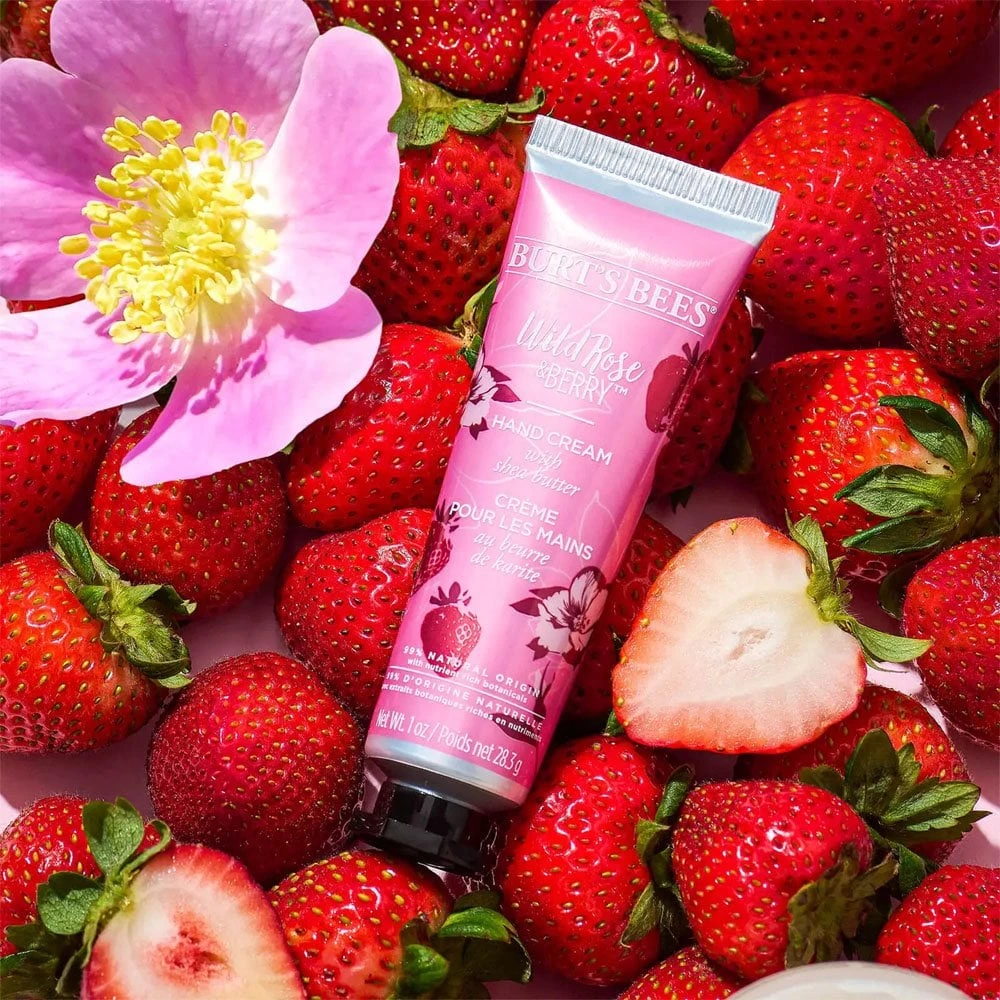 Burt's Bees Hand Cream Trio Gift Set 5 Burt's Bees Hand Cream Trio Gift Set - Image 3